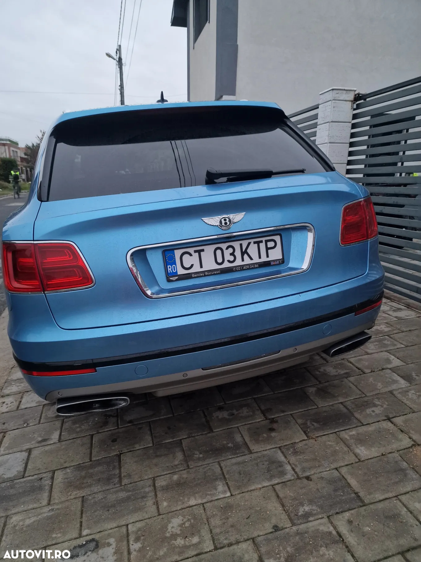 Bentley Bentayga W12 - 4