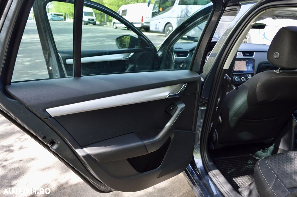 Skoda Octavia 2.0 TDI Style - 20