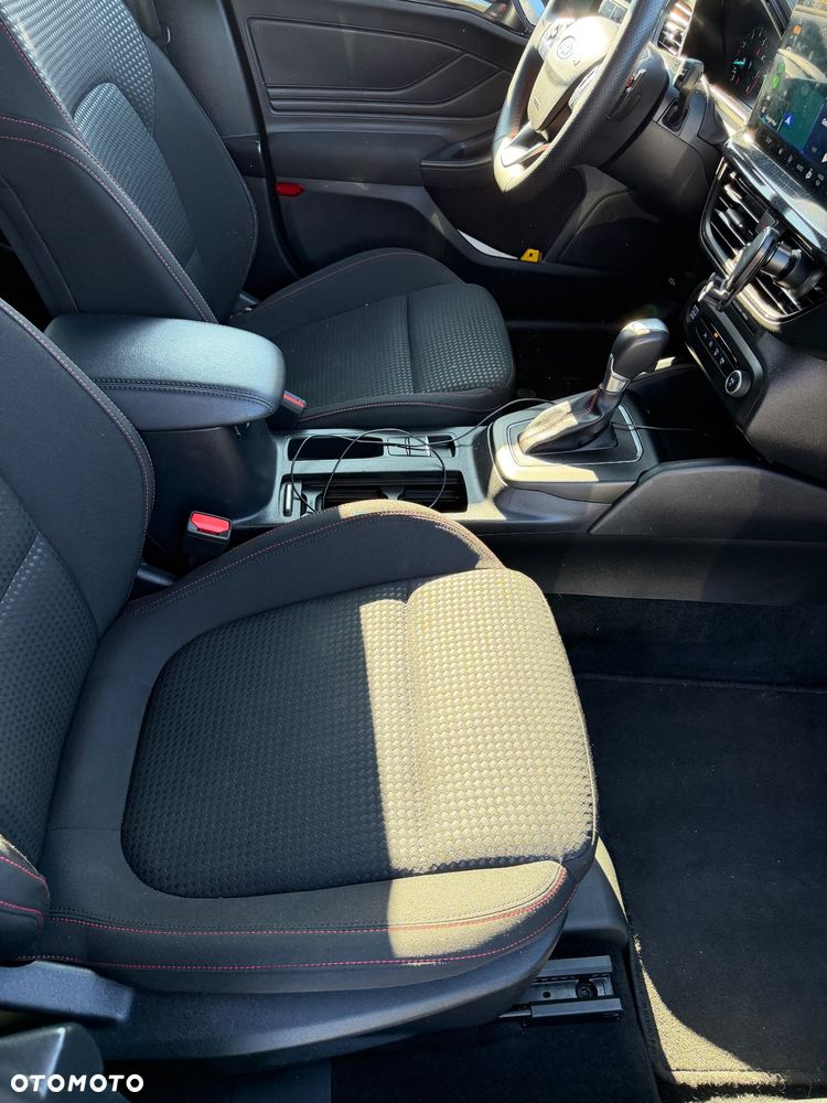 Ford Focus 1.0 EcoBoost mHEV ST-Line Design - 13