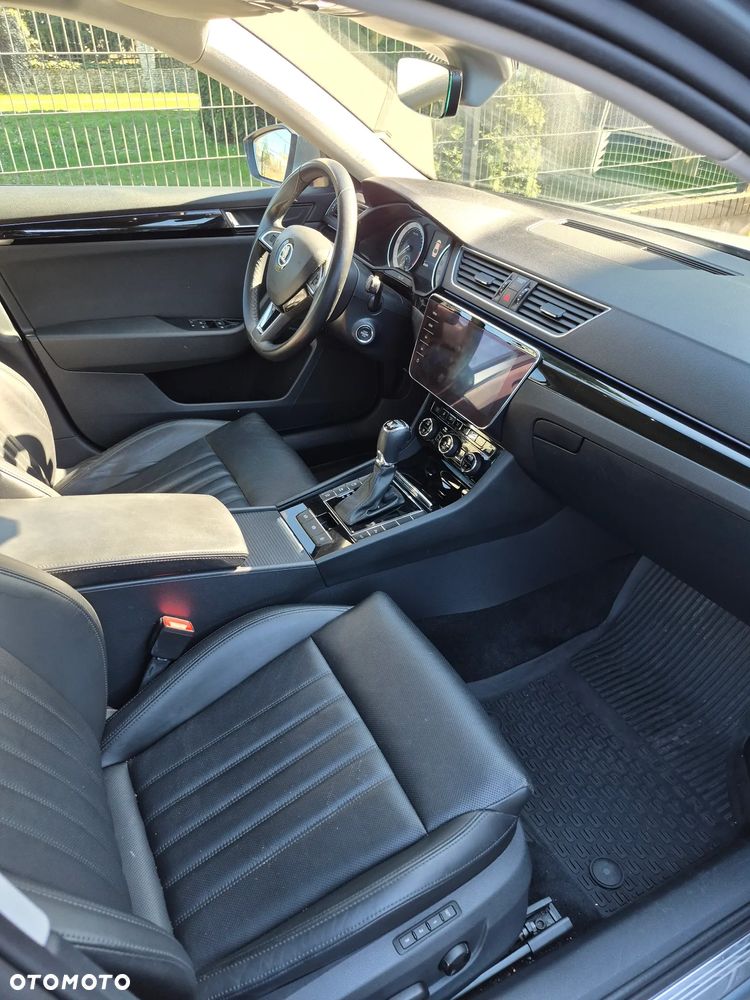 Skoda Superb 2.0 TDI SCR 4x4 L&K DSG - 13