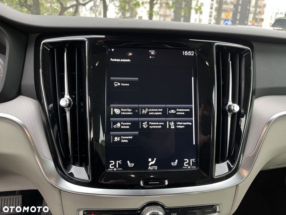 Volvo V60 D4 SCR AWD - 18