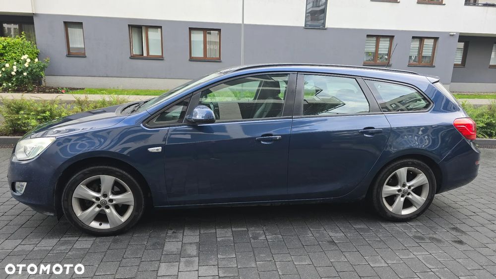 Opel Astra 1.4 T Enjoy - 4