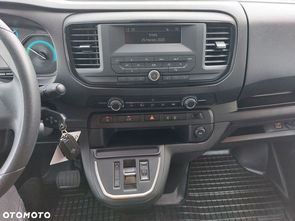 Opel Vivaro - 10