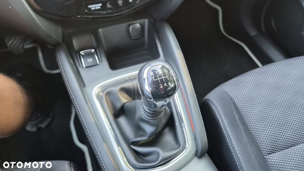 Nissan Qashqai 1.2 DIG-T Tekna - 15