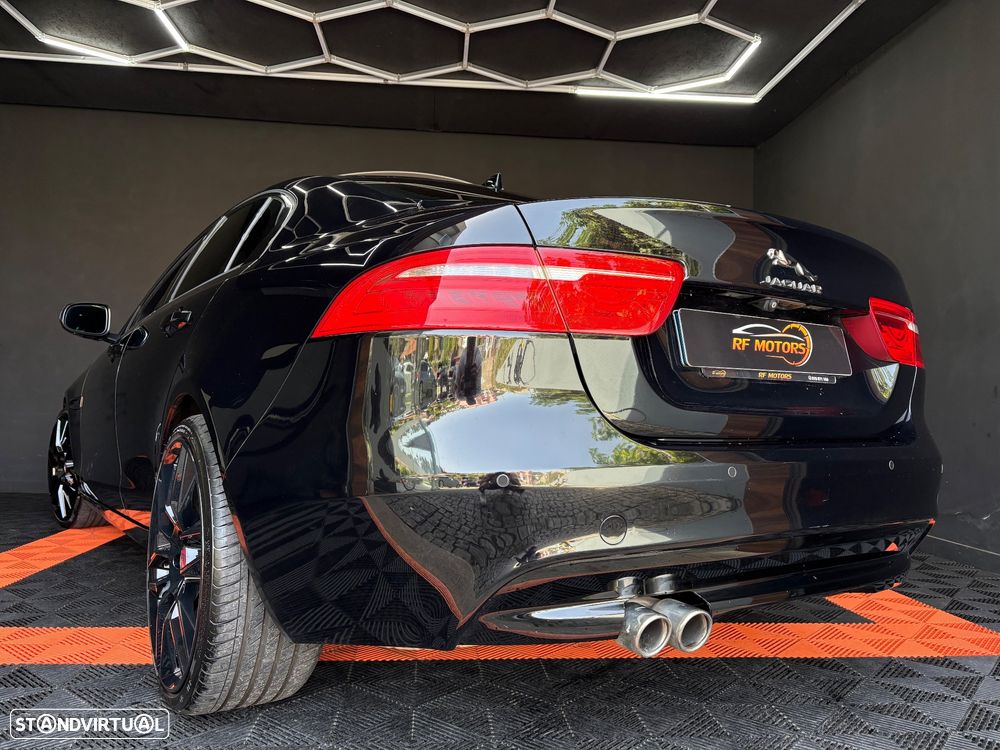 Jaguar XE E-Performance Aut. Prestige - 26