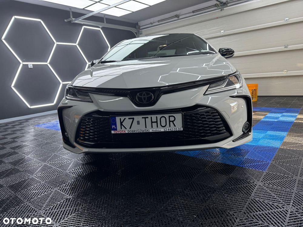Toyota Corolla - 9