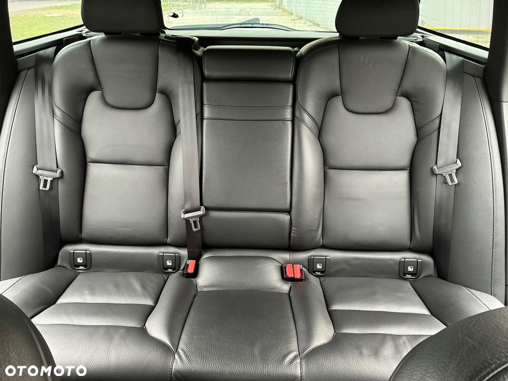 Volvo V90 - 33