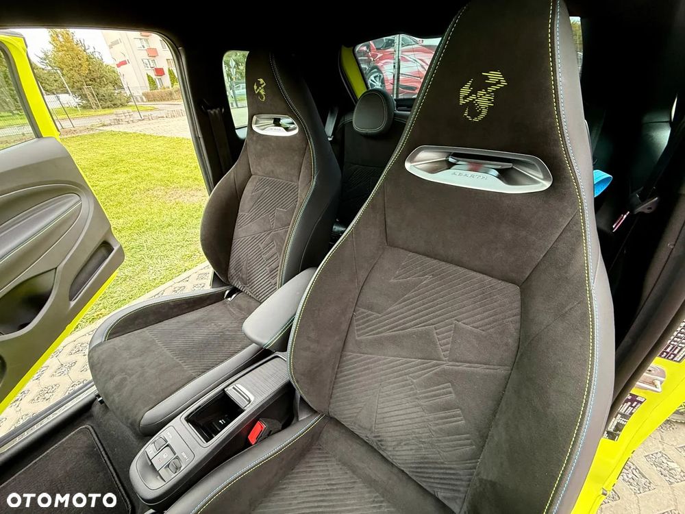 Abarth 500e 37.8kWh Turismo - 27