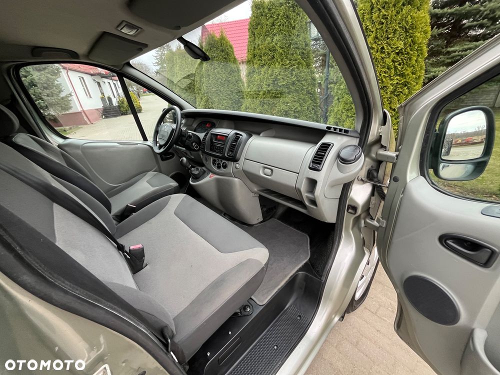 Renault Trafic - 6