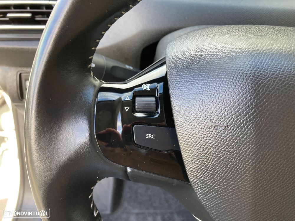 Peugeot 308 1.2 PureTech Style - 14
