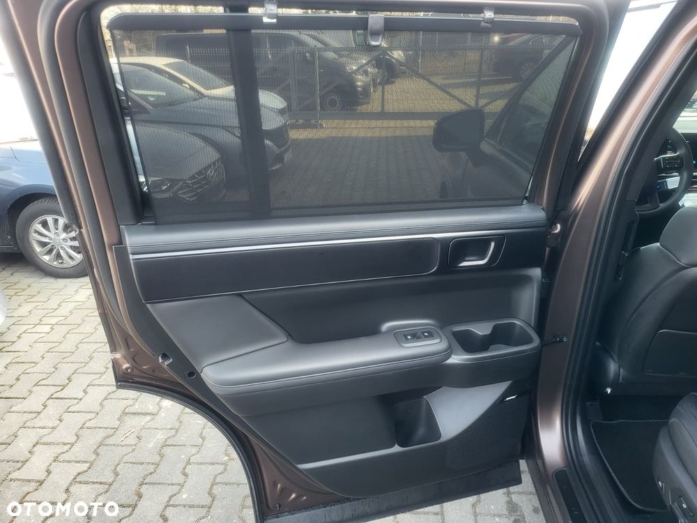 Hyundai Santa Fe 1.6 T-GDI PHEV Calligraphy 4WD 6os - 29