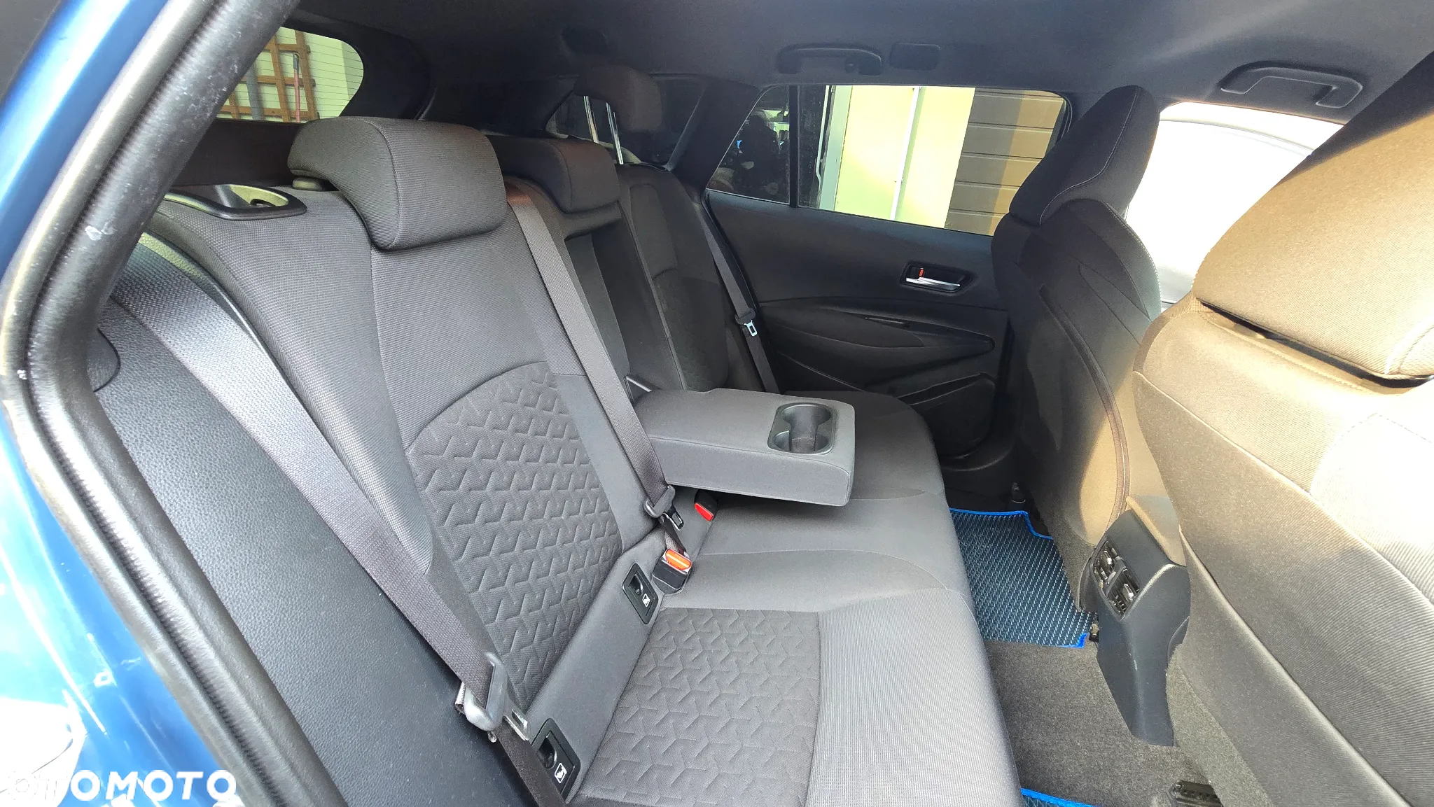 Toyota Corolla 2.0 Hybrid Comfort - 22