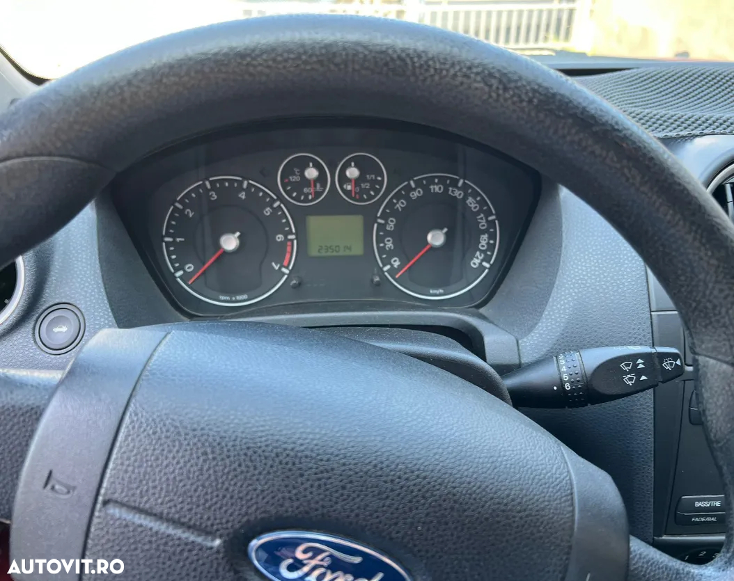 Ford Fiesta 1.3i Comfort - 6