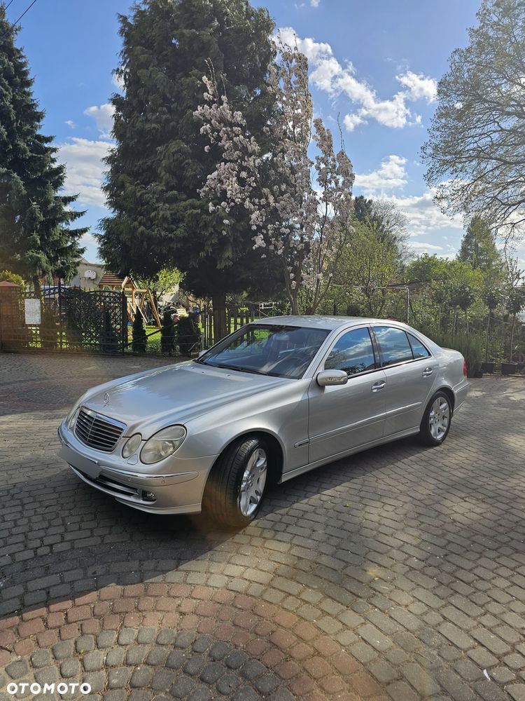 Mercedes-Benz Klasa E 320 CDI Avantgarde DPF - 1