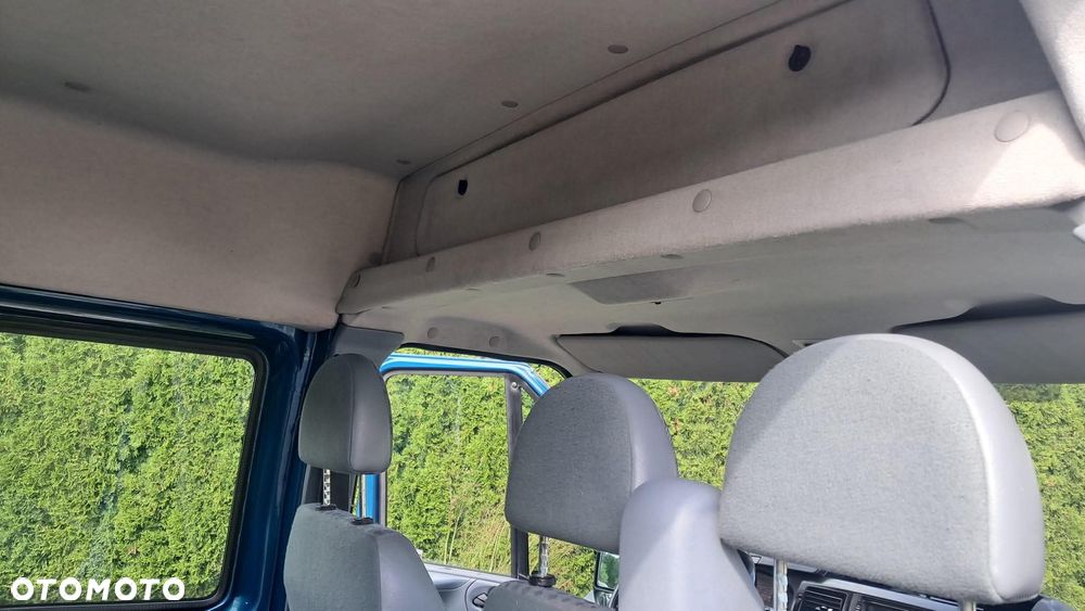 Ford Transit 350L - 5