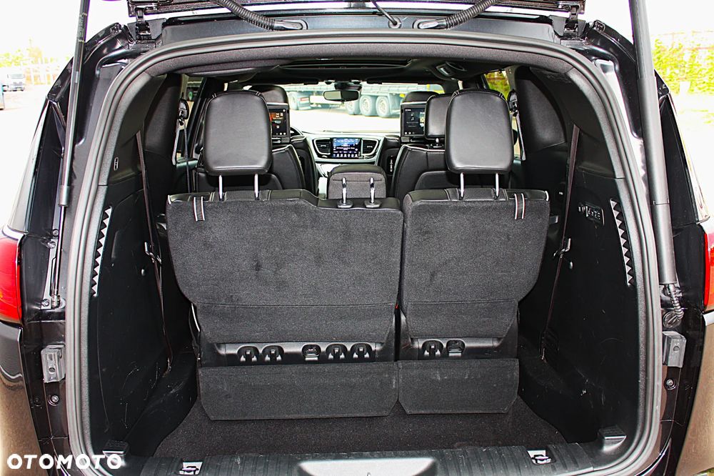 Chrysler Pacifica - 29