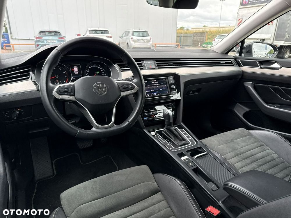 Volkswagen Passat 2.0 TSI Elegance DSG - 13