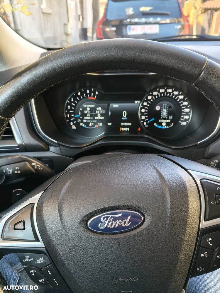 Ford Mondeo 2.0 TDCi Powershift Titanium - 6