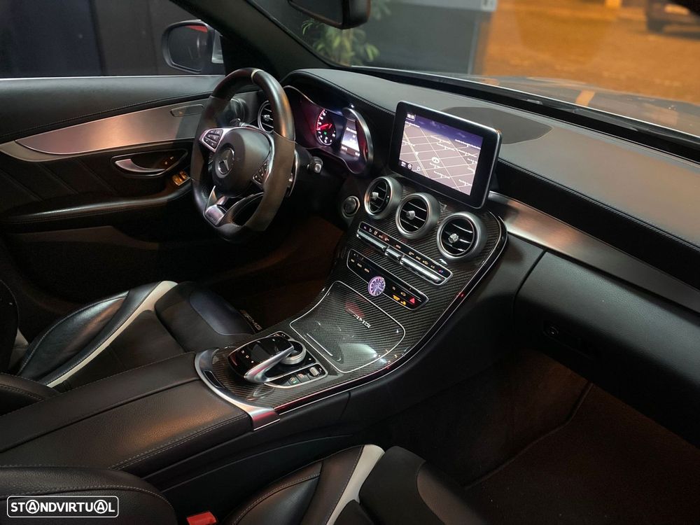 Mercedes-Benz C 63 AMG S - 25