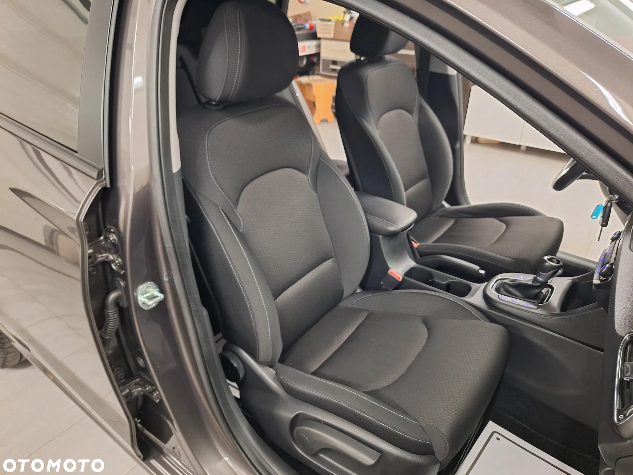Hyundai i30 1.4 T-GDI DCT Premium - 27