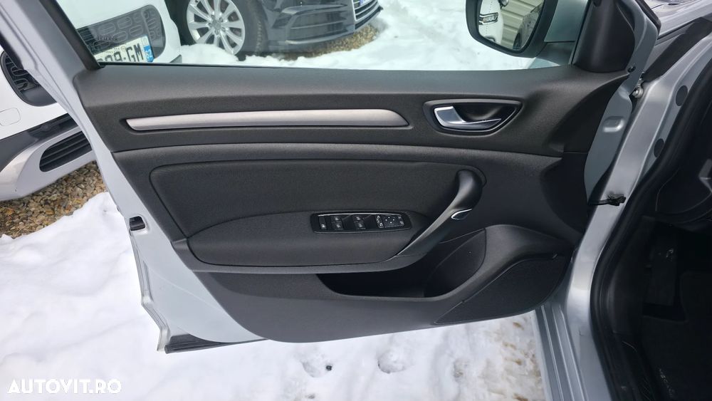 Renault Megane BLUE dCi 115 INTENS - 15