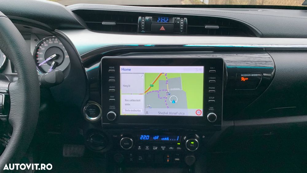 Toyota Hilux 2.8D 204CP 4x4 Double Cab AT Executive Color Edition - 15