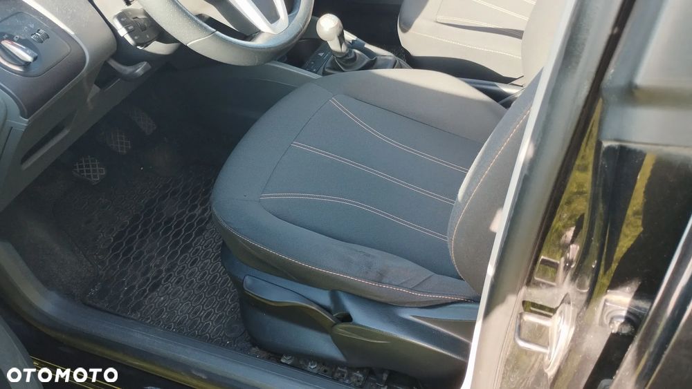 Seat Ibiza 1.4 16V Reference - 8