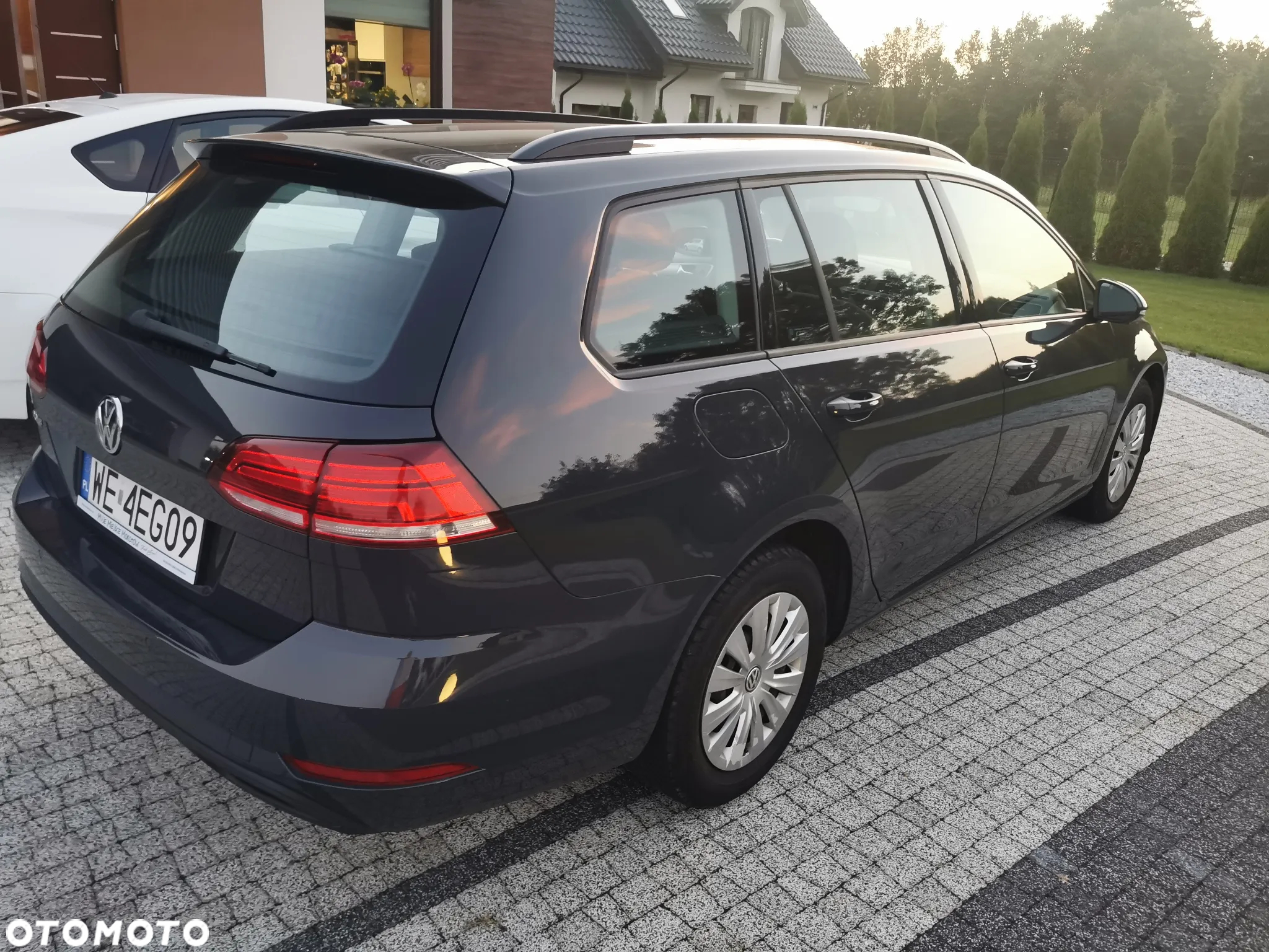 Volkswagen Golf VII 1.0 TSI BMT Trendline - 2