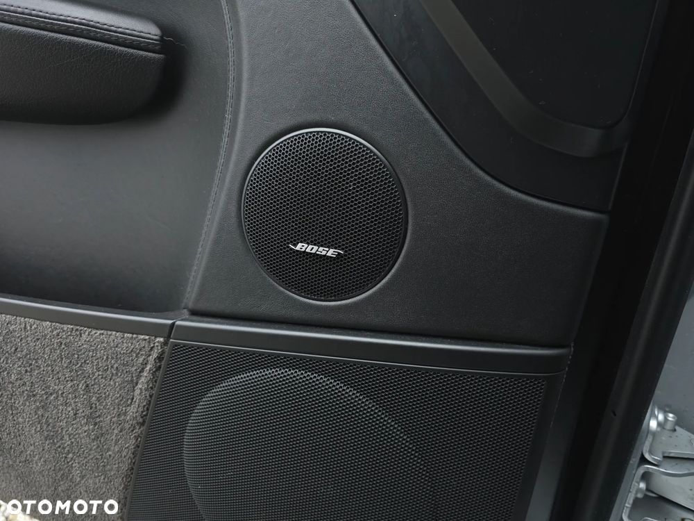 Porsche Cayenne - 16