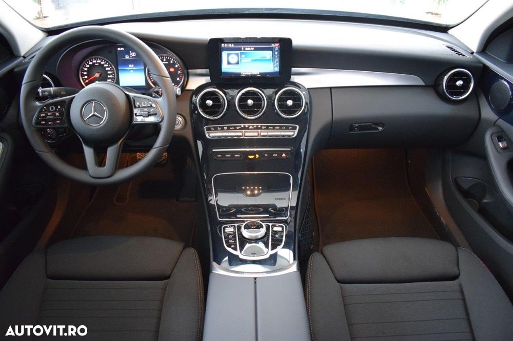 Mercedes-Benz C 180 9G-TRONIC - 30