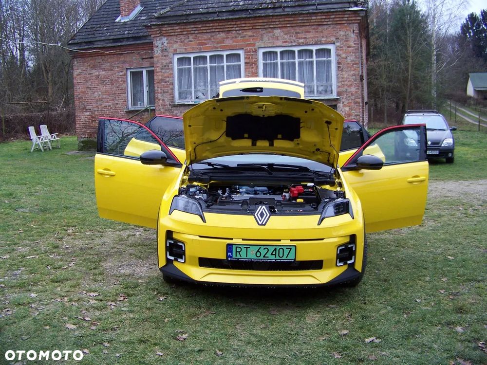 Renault 5 52kWh Comfort Range Techno - 12