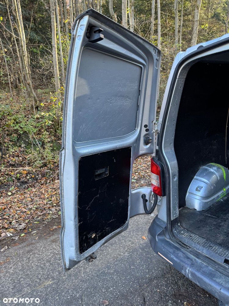 Volkswagen Transporter T5 TDI L1H1 - 13