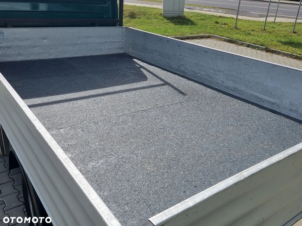 Volkswagen Crafter - 18