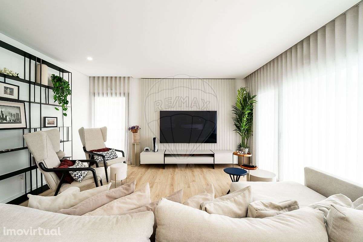 Apartamento T4 para venda - Grande imagem: 2/50