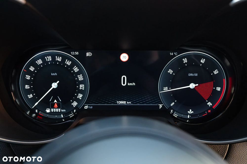 Alfa Romeo Giulia 2.0 Turbo Tributo Italiano Q4 - 27