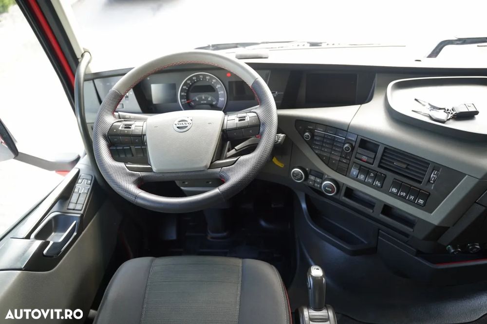 Volvo FH 460 / 7.4 M CORTINĂ / I-SAVE / I-PARK COOL / PUNTE RIDICATĂ / DIRECȚIE / CORTINĂ RANFORSATĂ - 29
