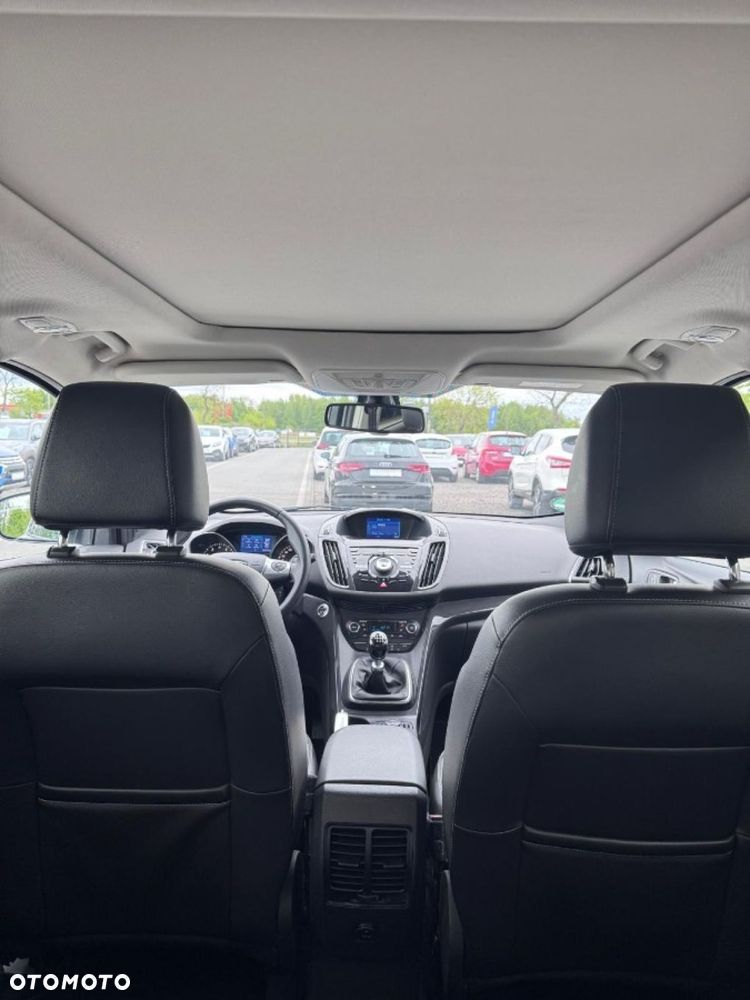 Ford Kuga 1.6 EcoBoost 2x4 Individual - 25