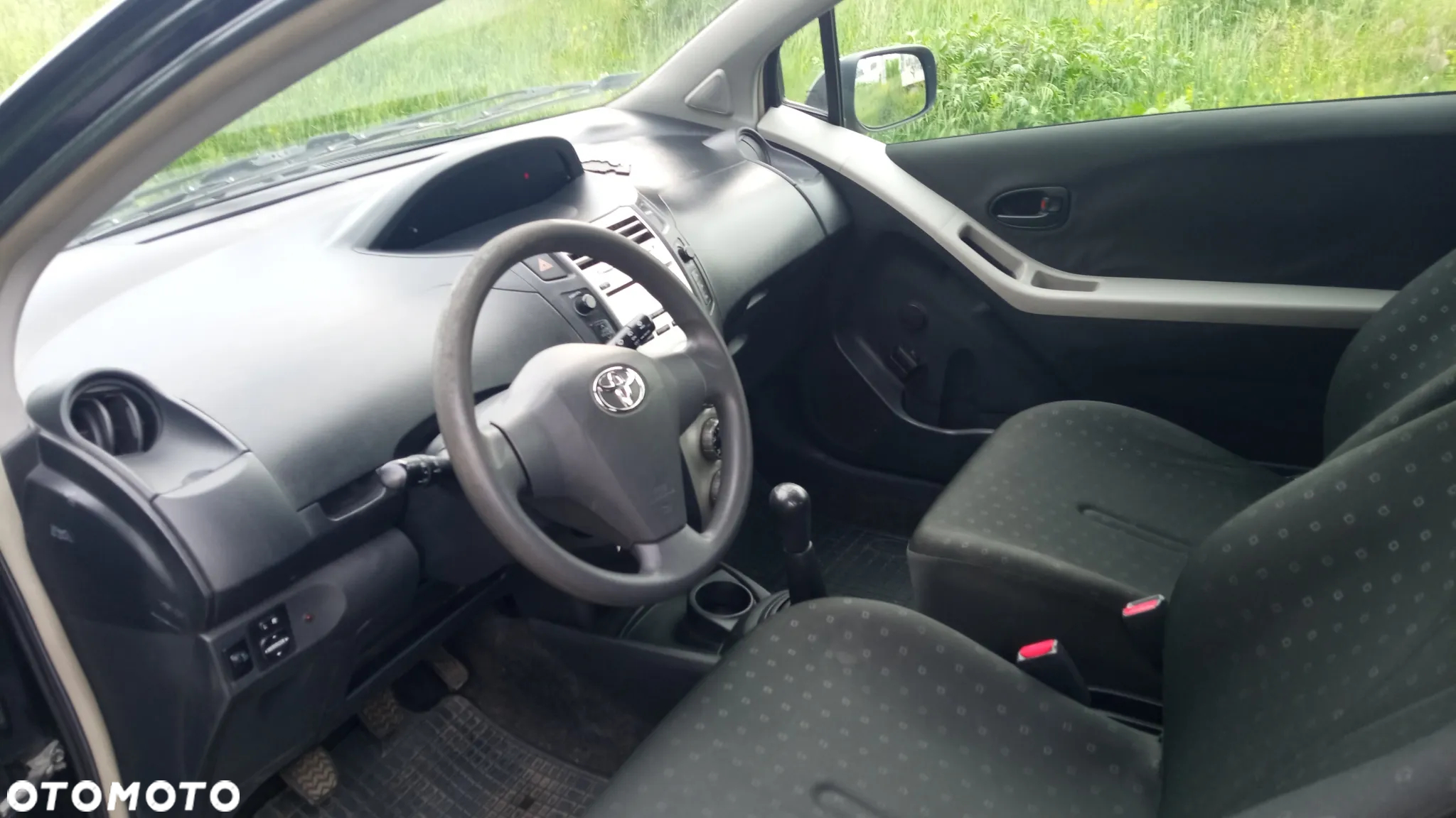 Toyota Yaris 1.0 Terra - 7