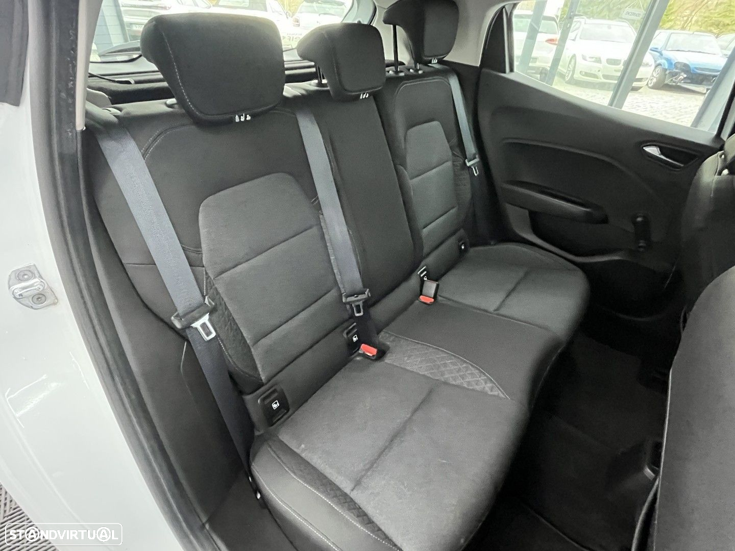 Renault Clio - 16