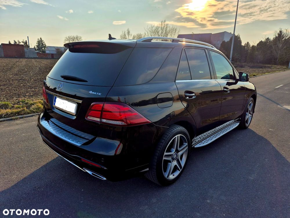 Mercedes-Benz GLE 350 d 4Matic 9G-TRONIC AMG Line - 6