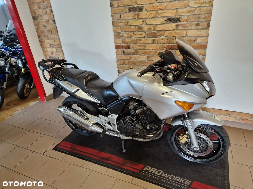Honda CBF - 4