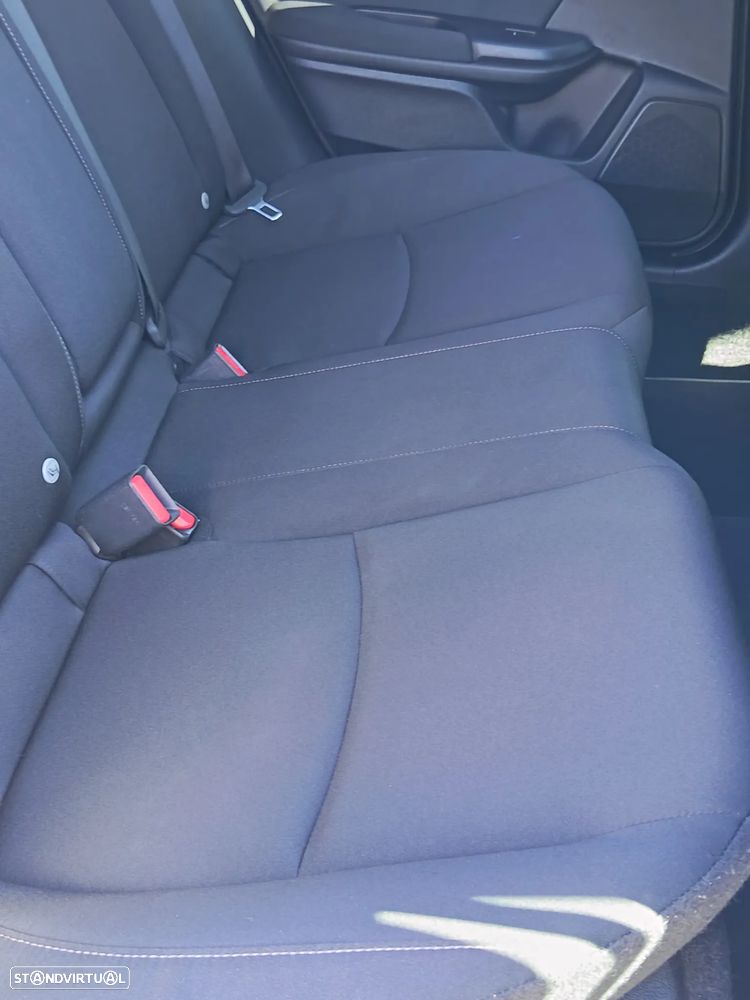 Honda Civic 1.0 i-VTEC Turbo Elegance - 9
