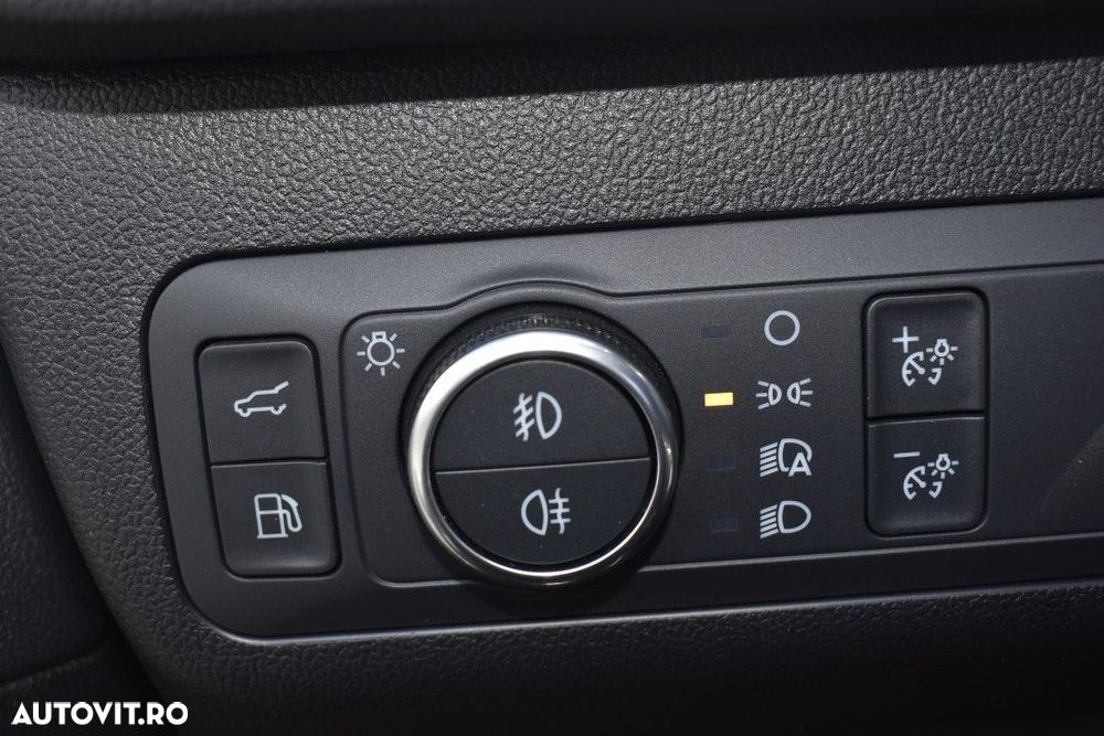 Ford Kuga 2.5 Duratec FWD PHEV Active X - 26