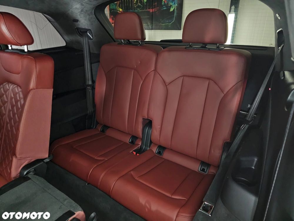 Audi SQ7 - 11