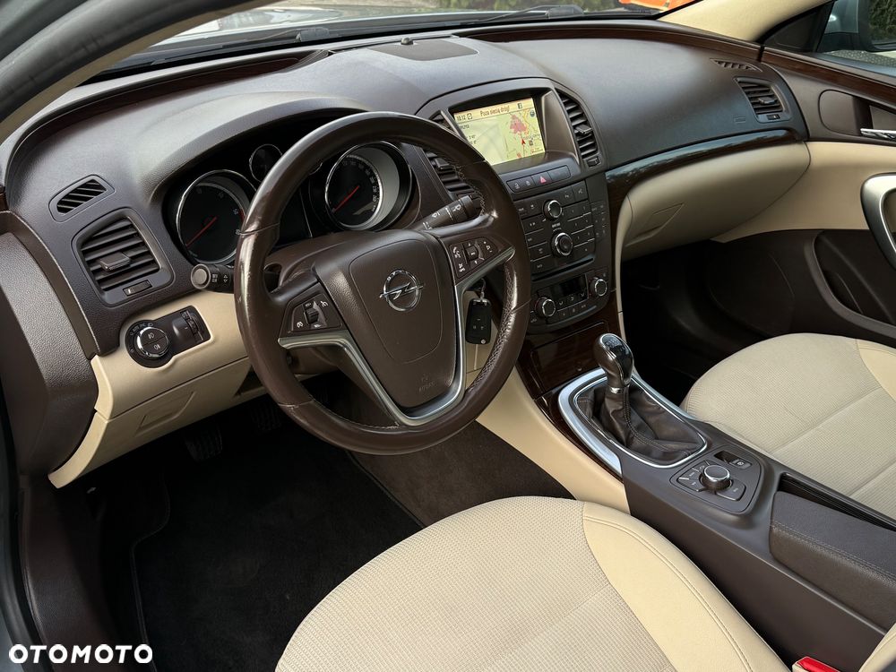 Opel Insignia 2.0 CDTI Cosmo 4x4 - 11