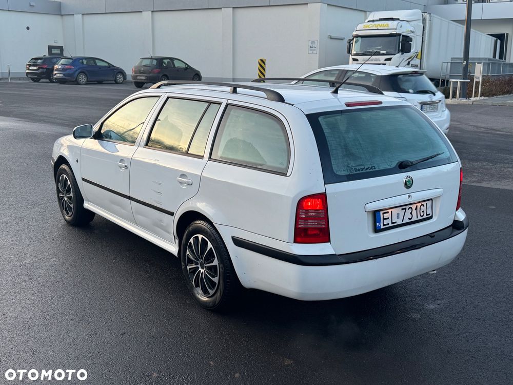 Skoda Octavia 1.6 Active - 8