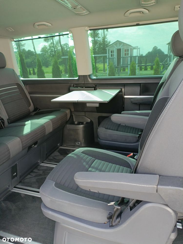 Volkswagen Multivan - 27