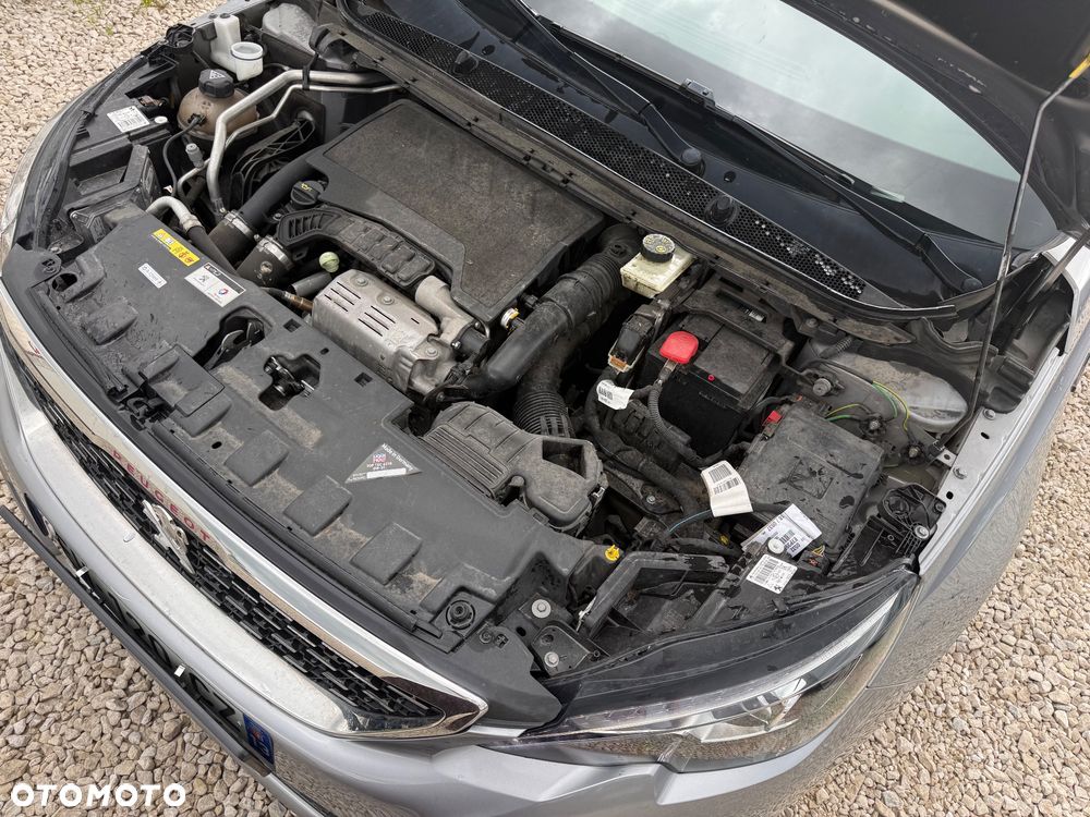 Peugeot 308 - 23