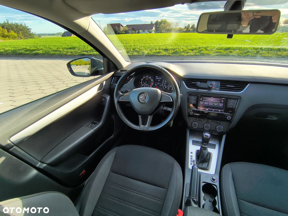 Skoda Octavia 1.5 TSI ACT DSG Ambition - 10