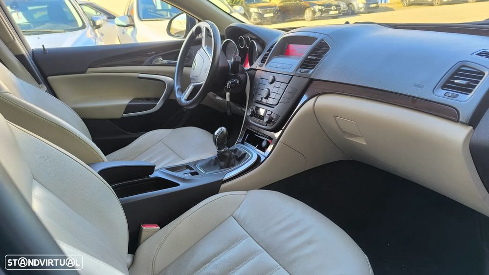 Opel Insignia Sports Tourer 2.0 CDTi Cosmo ecoFLEX - 4